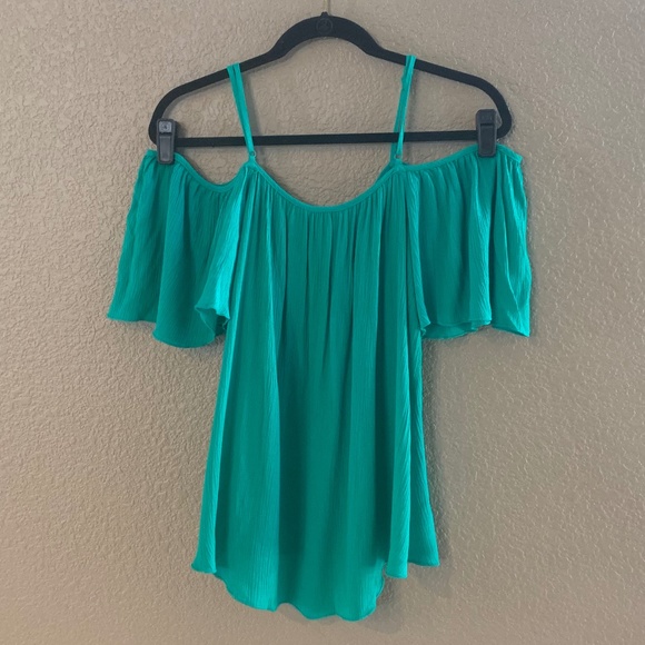 MImi Chica Off Shoulder Blouse Size Medium - Picture 2 of 6